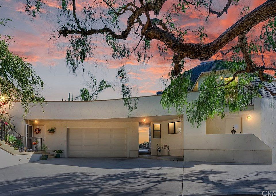 1st image of 2870 Tanoble Dr