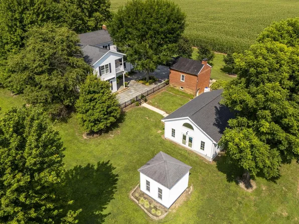 29614 Tarlton Adelphi Rd, Laurelville, OH 43135