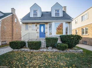 5026 N Mobile Ave, Chicago, IL 60630