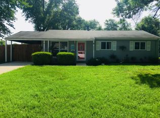 802 Saint Bernard Dr, O'Fallon, MO 63366