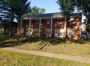 310 S 47th St, Lincoln, NE 68510