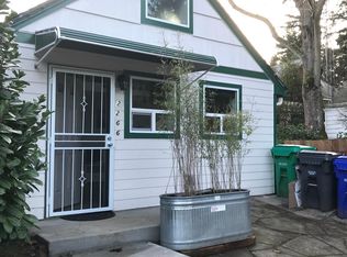 2266 NE Jarrett St, Portland, OR