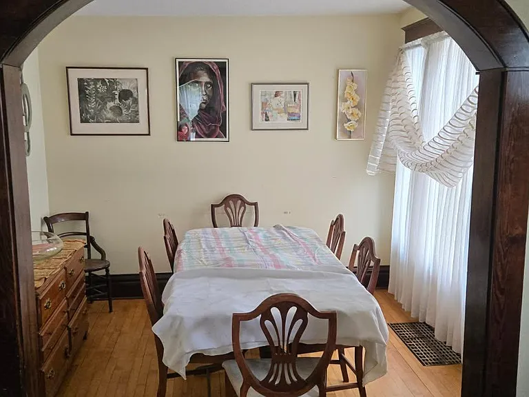 915 Barland St #1 — Photo 3