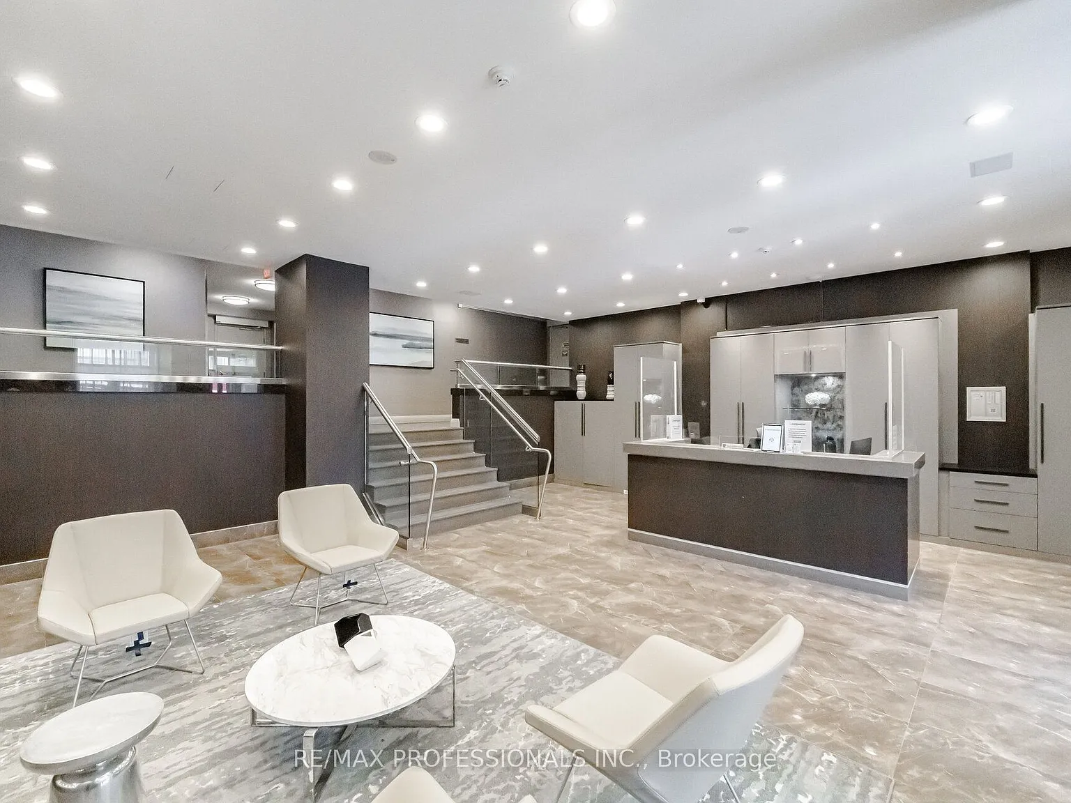 2 bed, $2,700 — Photo 4