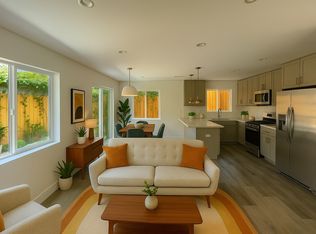 5173 Alhama Dr, Woodland Hills, CA 91364