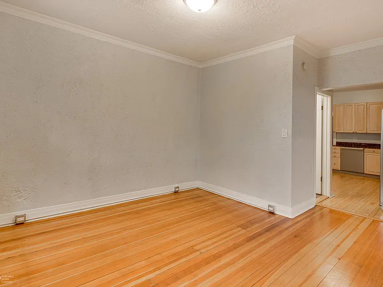 2525 N Wayne Ave #2R — Photo 5
