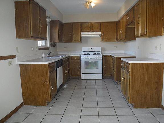 4th image of 8653 S Thomas Charles Ln