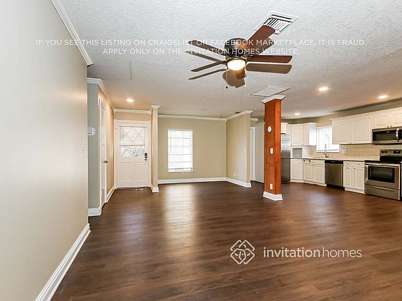 4th image of 3857 Bluebell St