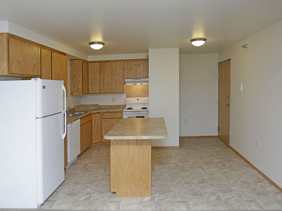 1st image of 714 20th St NW #9