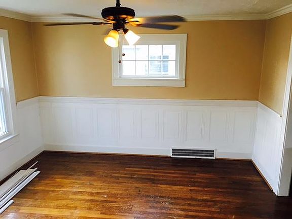 2nd image of 9618 Plymouth Ave