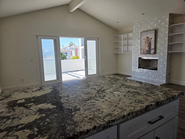 1812 W Balboa Blvd #B — Photo 7