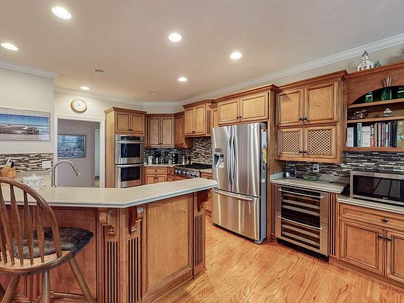 4th image of 750 Willow Trace Pl