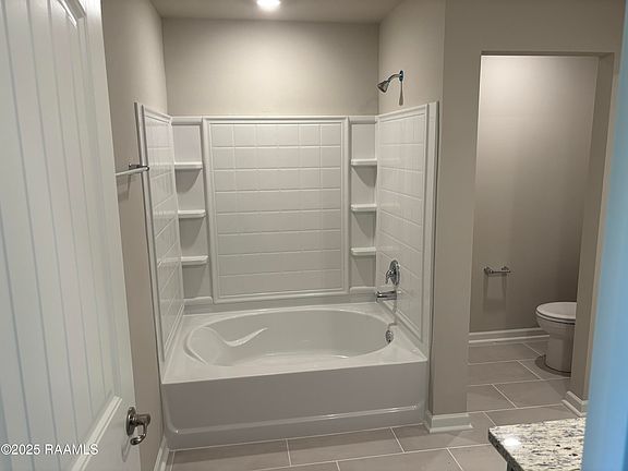 5th image of 1518 Highland Dr