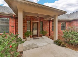 915 Four Fountains St, New Caney, TX 77357