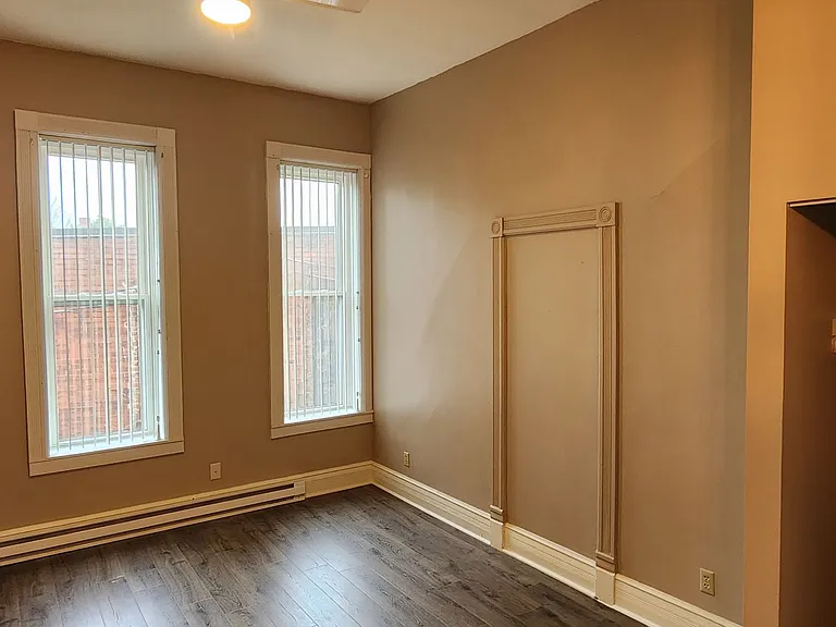 67 N Main St — Photo 11