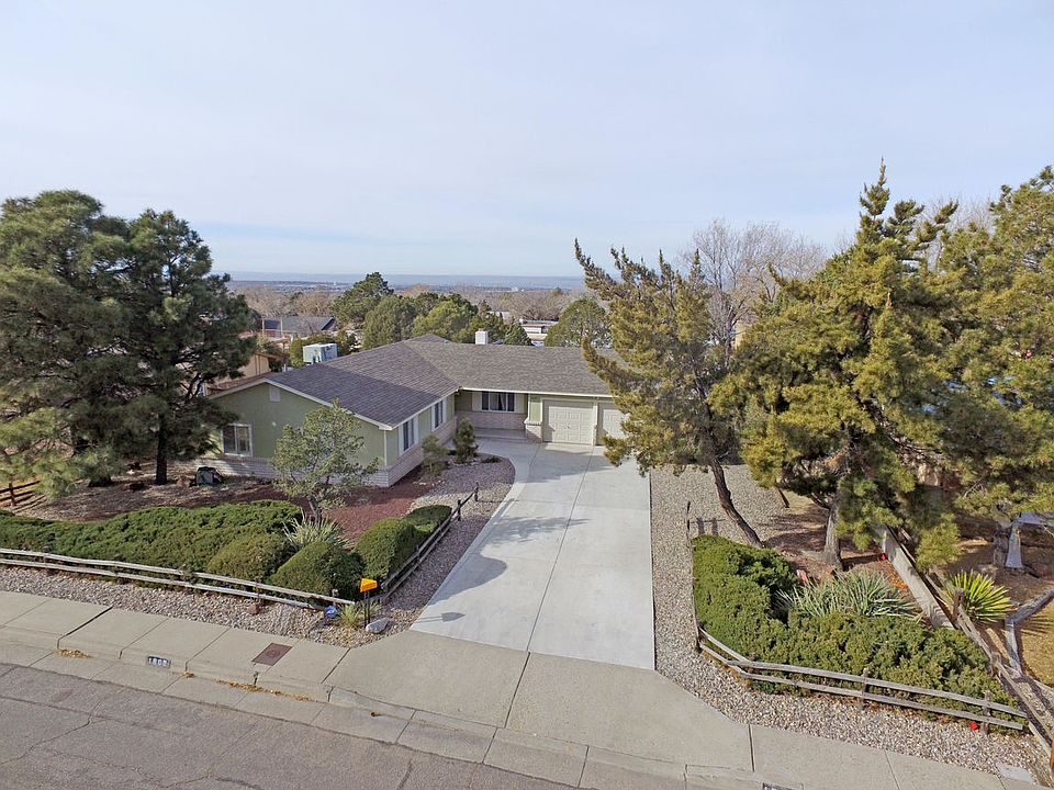 1st image of 1809 Paige Pl NE