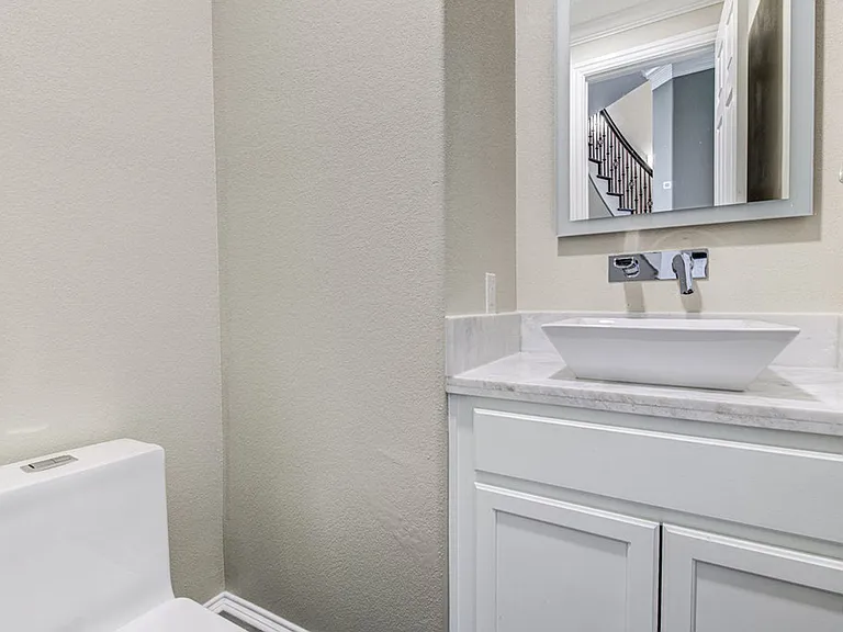 1917 Lakecliff Hills Ln — Photo 21