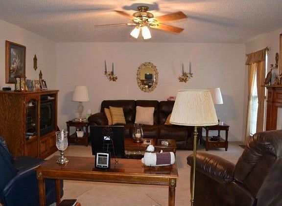 3rd image of 417 Hawley Meadows Ct