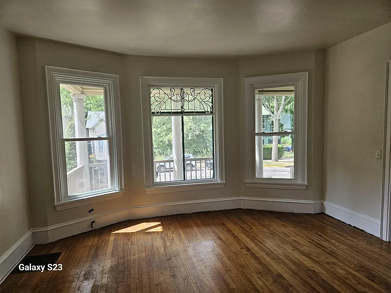 1047 E Gorham St #1 — Photo 3