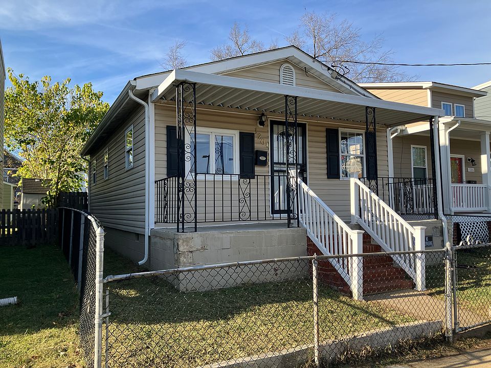 1st image of 1204 N 33rd St