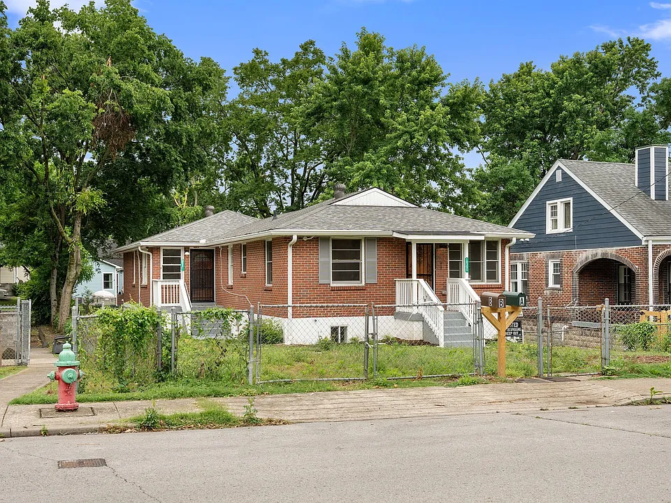 1036 Seymour Ave #B
