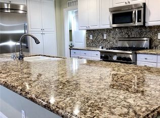 59 Scarlet Bloom, Irvine, CA 92618