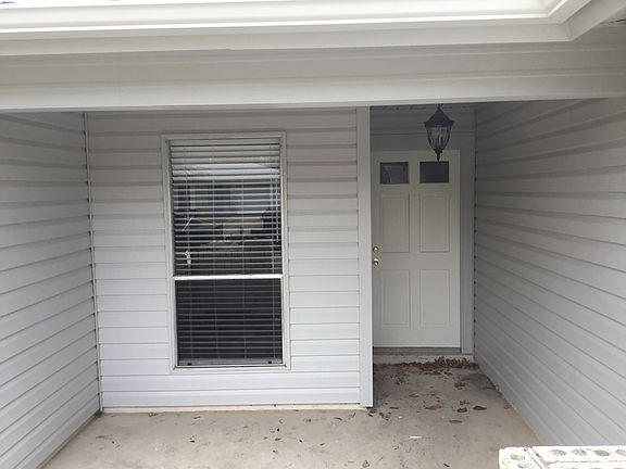3rd image of 8012 Donegal Ln