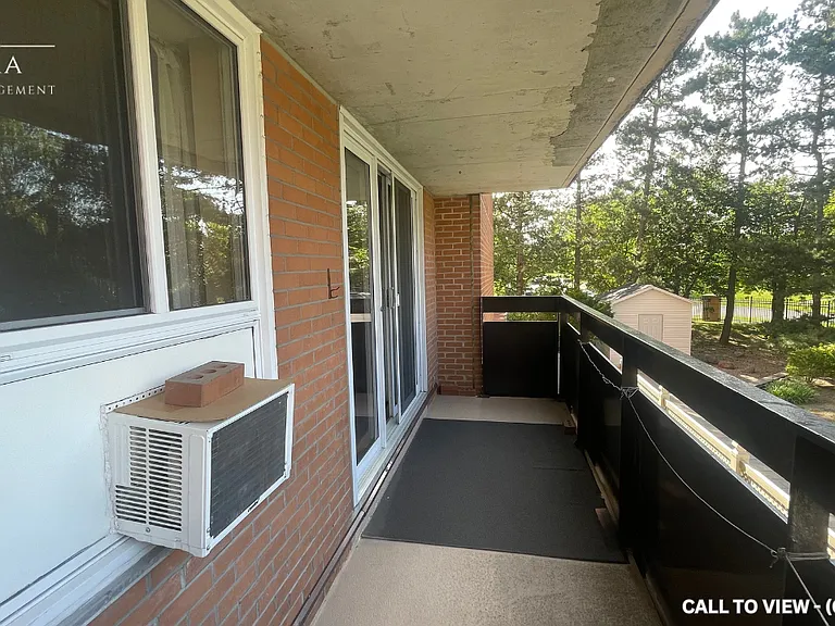 2000 Jasmine Cres #209 — Photo 16