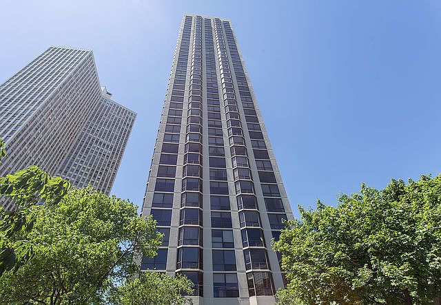 1st image of 2650 N Lakeview Ave APT 3806