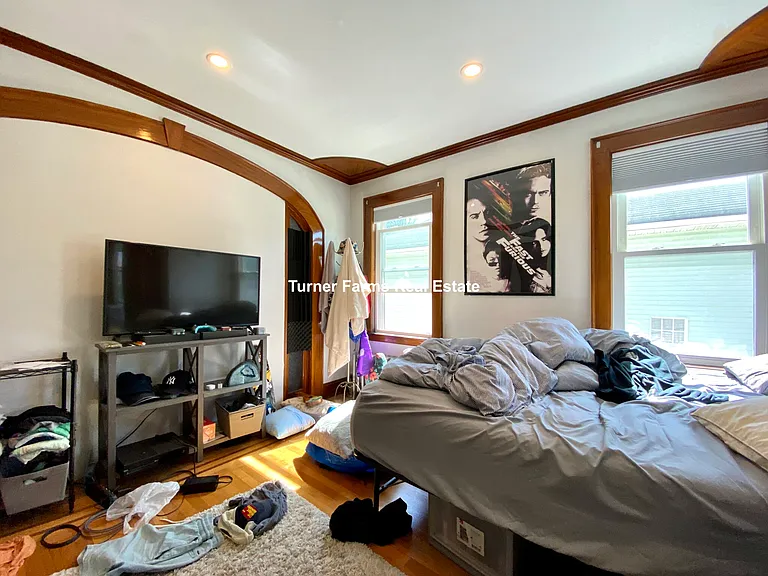 14 Renfrew St — Photo 37