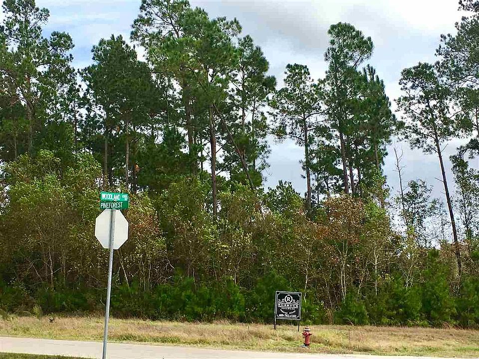 2nd image of 12280 Woodland Cir
