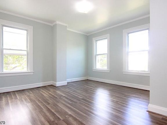 2nd image of 79 Baldwin Pl Floor 2