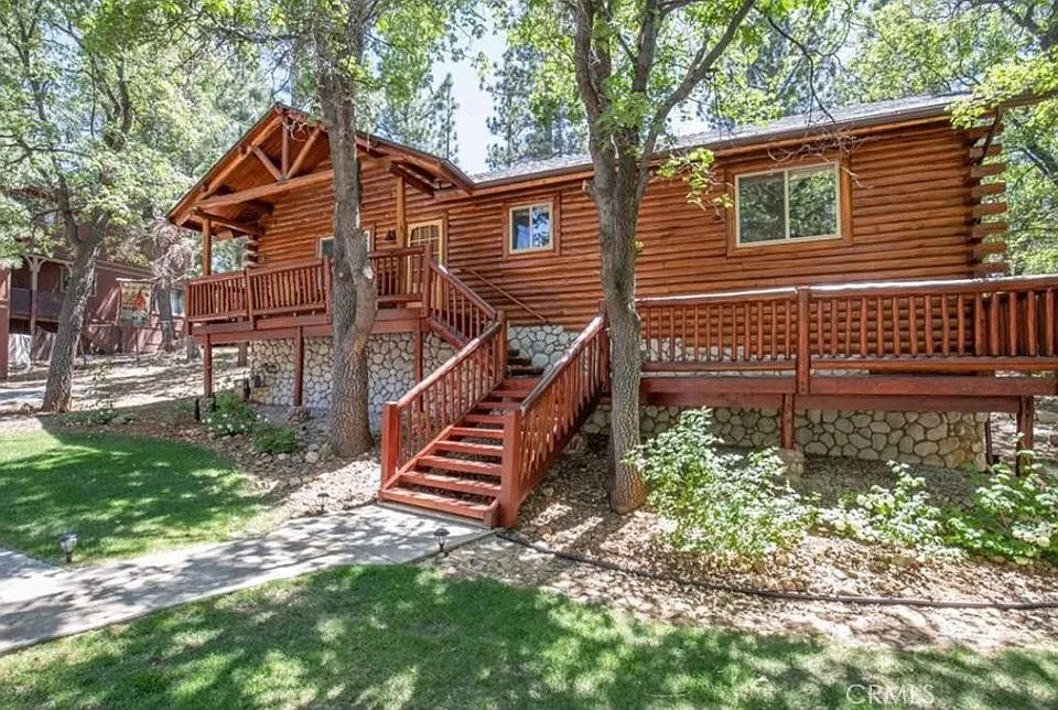 1793 Columbine Dr