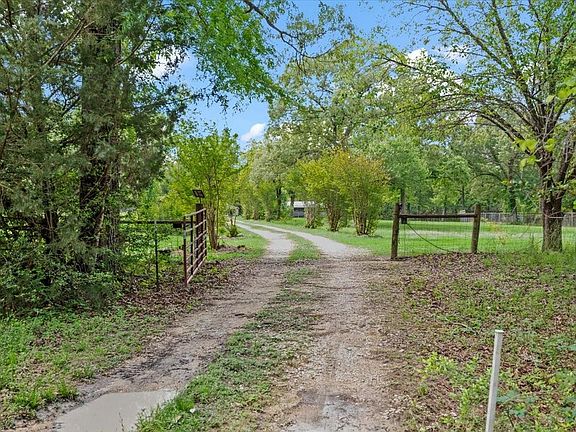 4th image of 8172 County Road 208