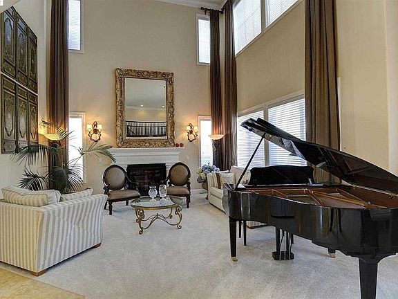 4th image of 5946 Annandale Way