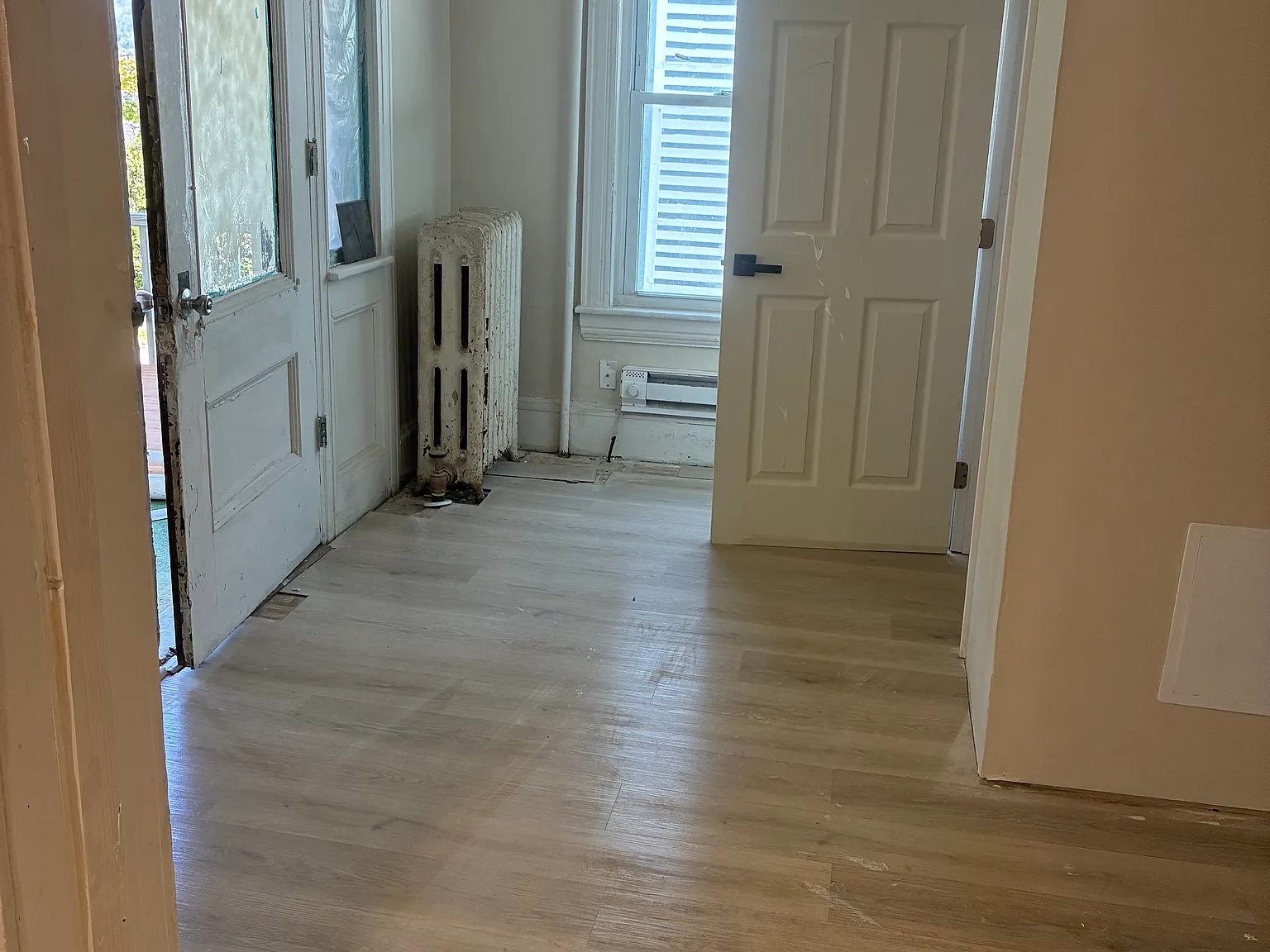 5 bed, 2.5 bath, $2,200 — Photo 3