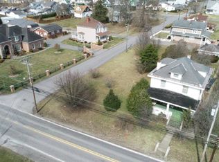 1117 Country Club Rd, Fairmont, WV 26554