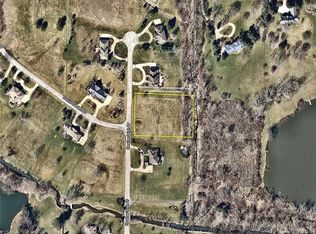 635 Heatherleigh Dr, Akron, OH 44333