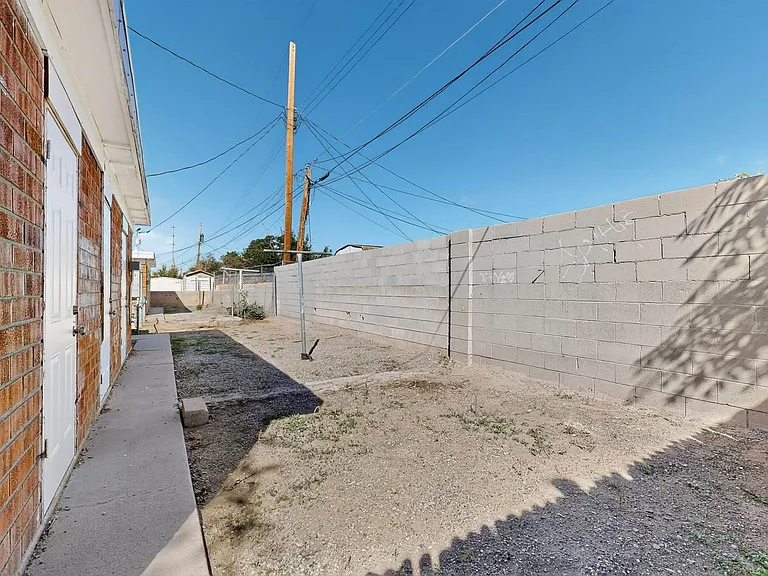 536 Cardenas Dr SE — Photo 39