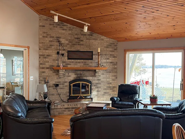 12617 Old North Shore Dr — Photo 6