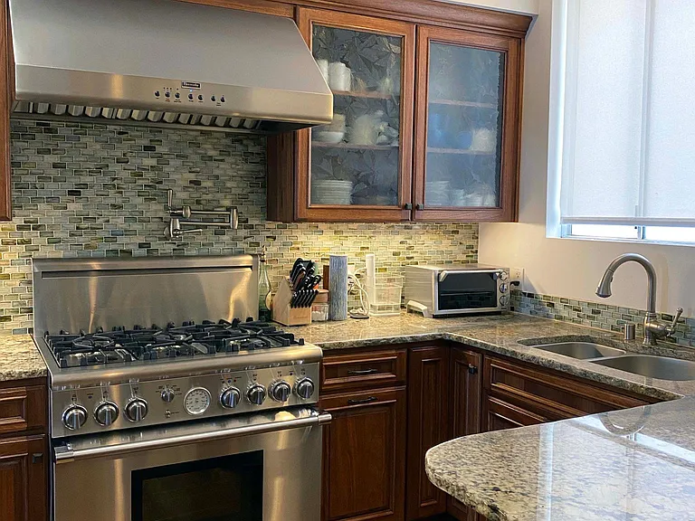 2265 Broadway St — Photo 5