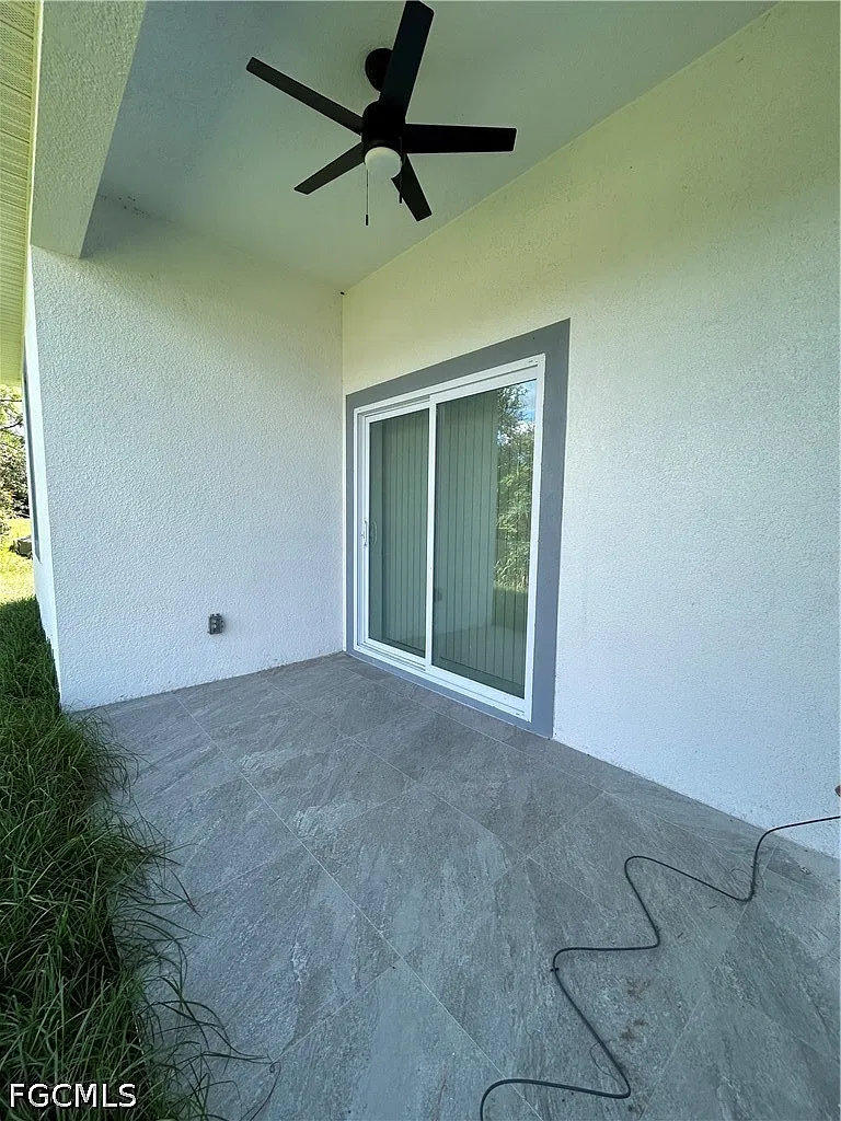 2 bed, 2.0 bath, 1644 sqft, $1,800 — Photo 4