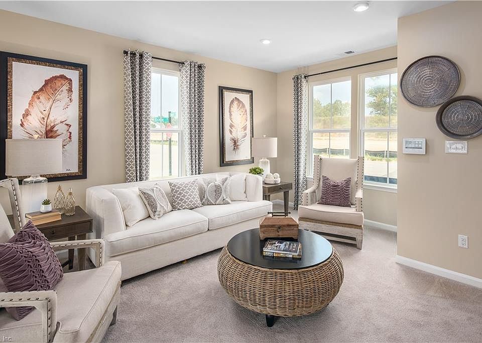 1st image of 287 Goldenstar Ln