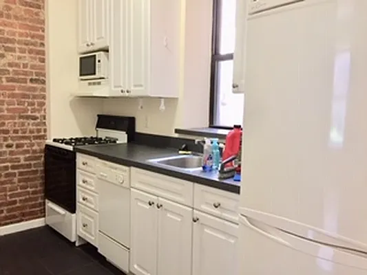 Rented by Corcoran | media 14