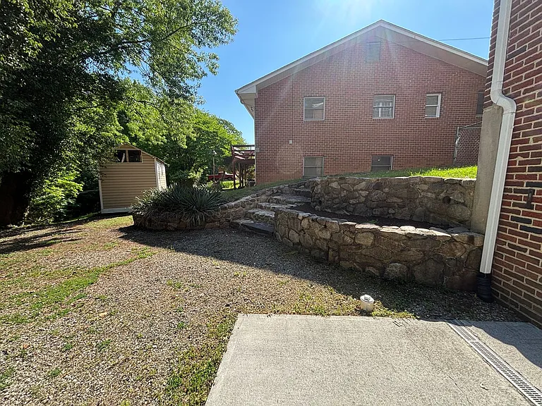 3479 Overbrook Dr — Photo 84