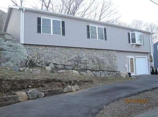 2nd image of 121 Bickford St
