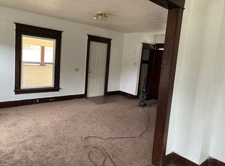 1535 Donora St, Lansing, MI 48910