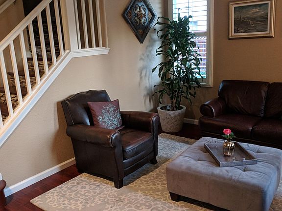 3rd image of 3519 Saddlebrook Pl
