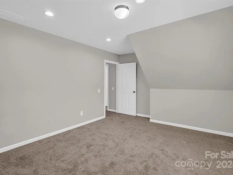 11239 Cypress View Dr — Photo 21