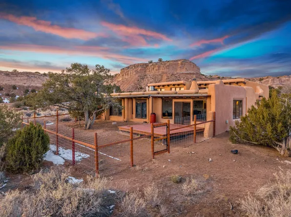 201 County Road 113, Santa Fe, NM 87506